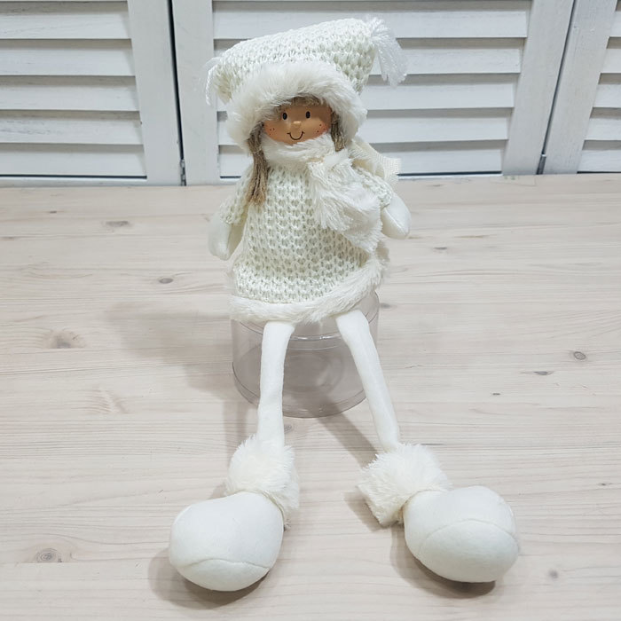사각모앉은인형
